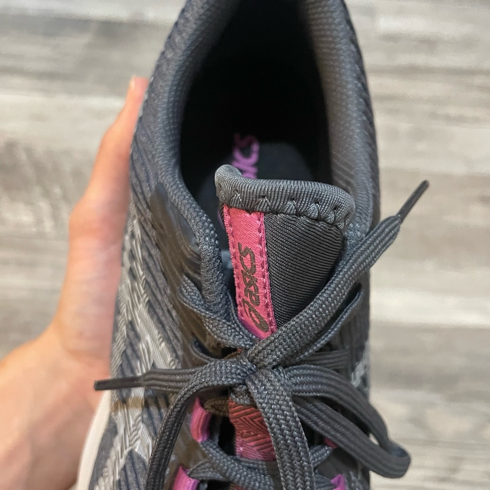 ASICS RUNNING SHOES - Picture 6 of 7